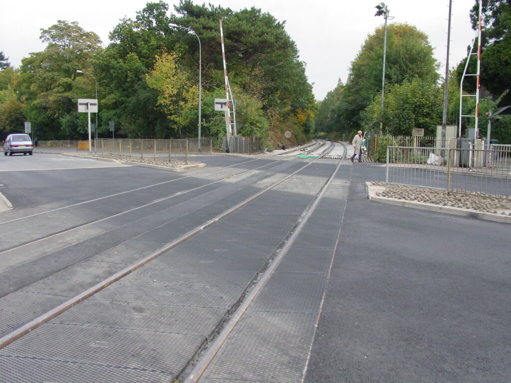 Einbau in Sunningdale Oktober 2003