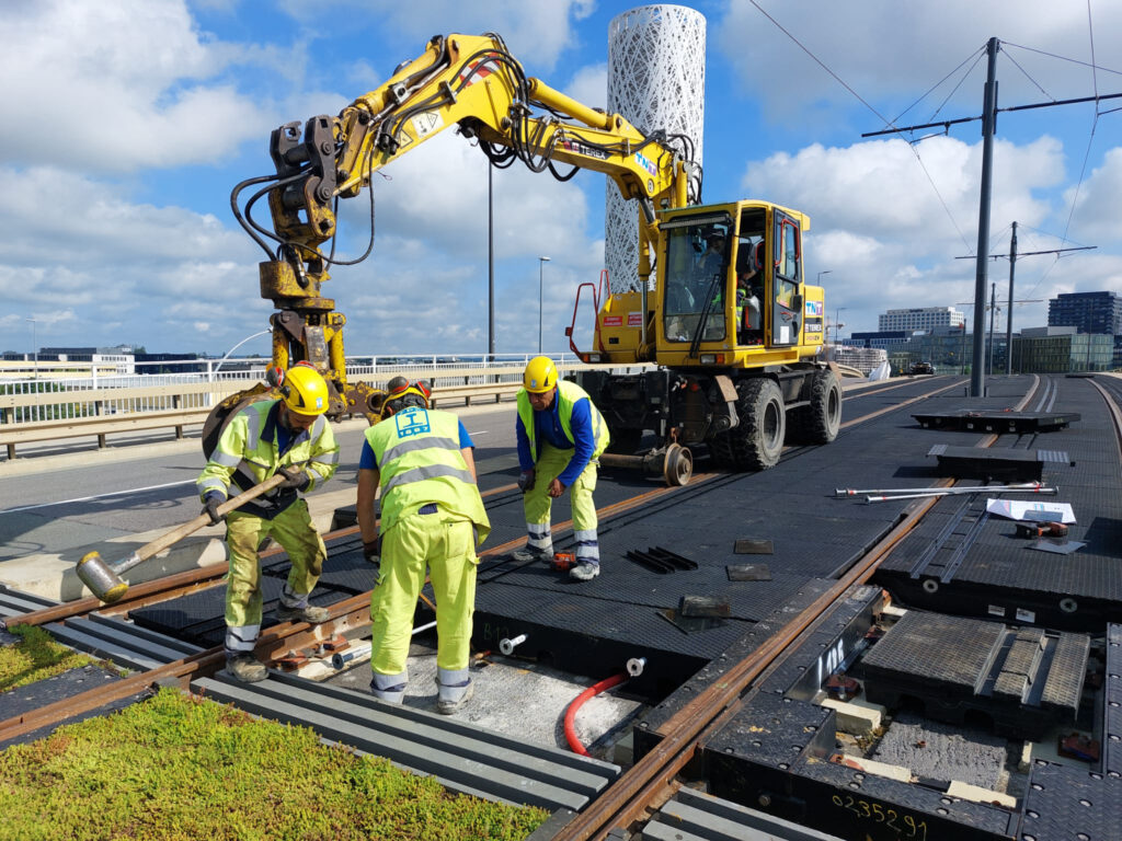 Einbau innoSTRAIL Watertower bridge innoSTRAIL Watertower bridge