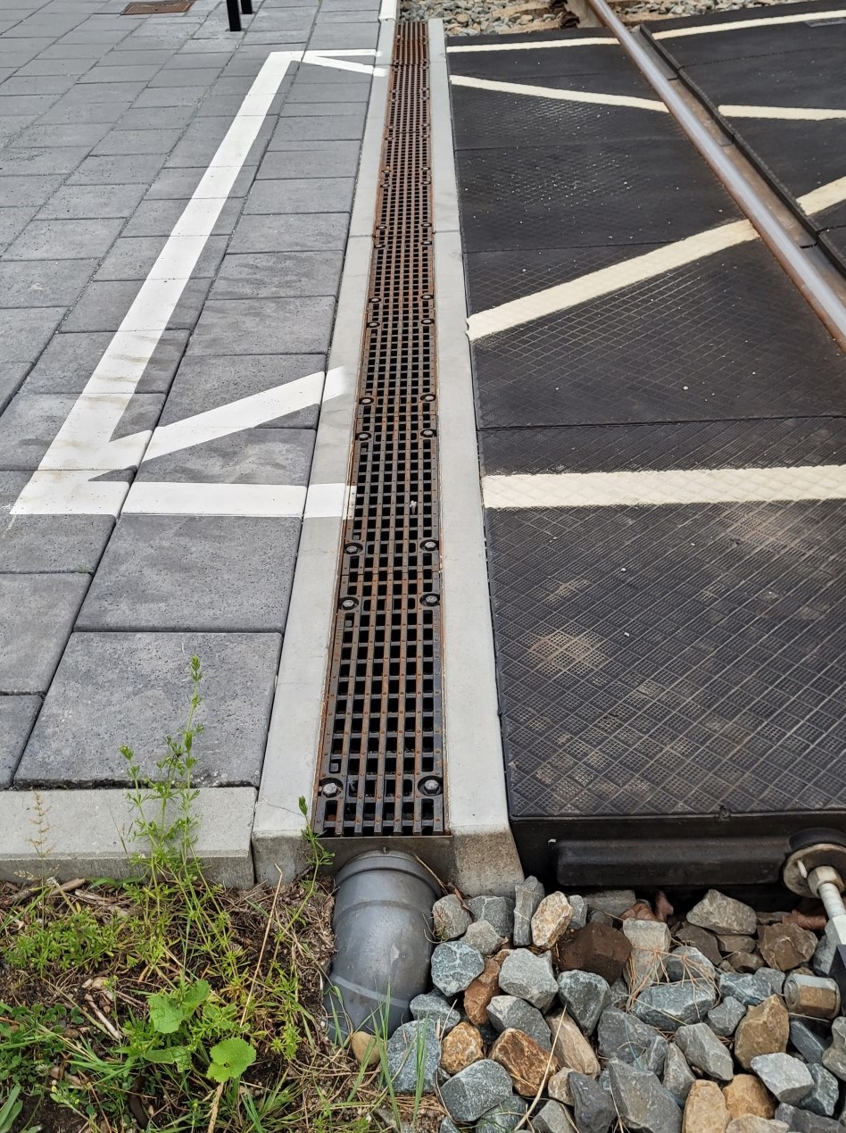 D kerbstone - drainage system in one single unit