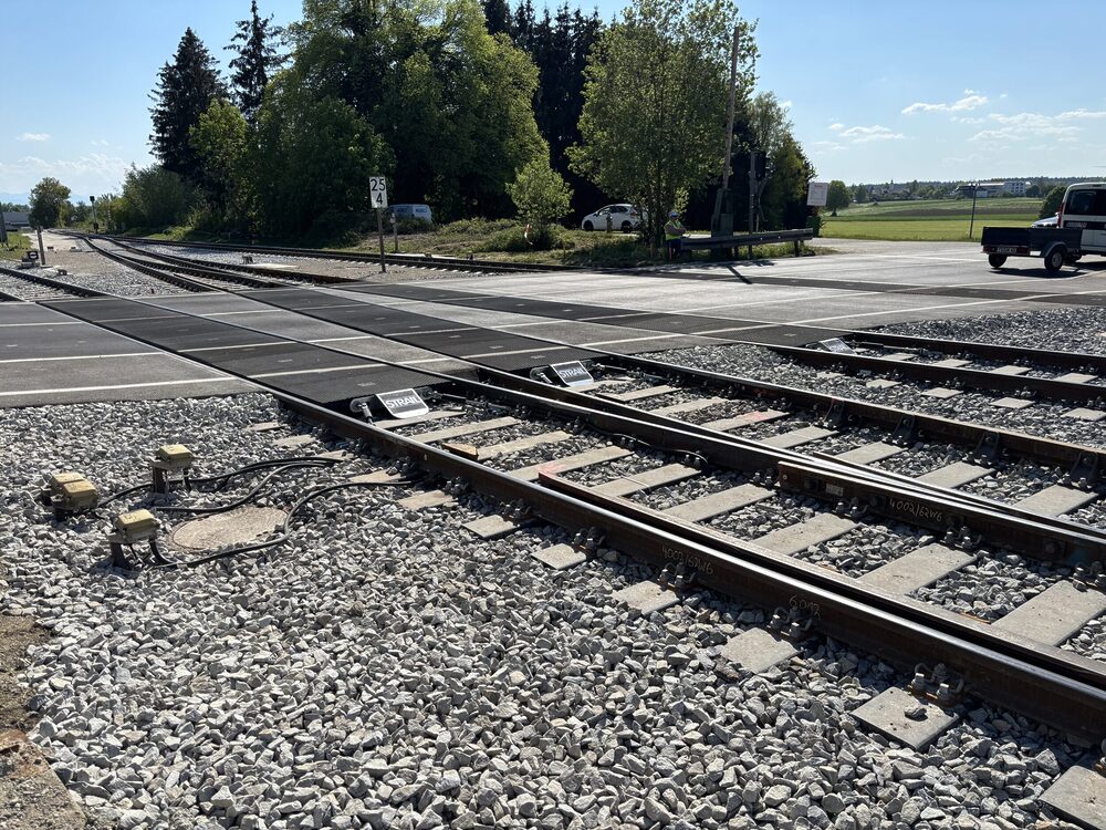 STRAILway - Nachhaltige Hochleistungs-Bahnschwelle aus Recycling-Kunststoff.