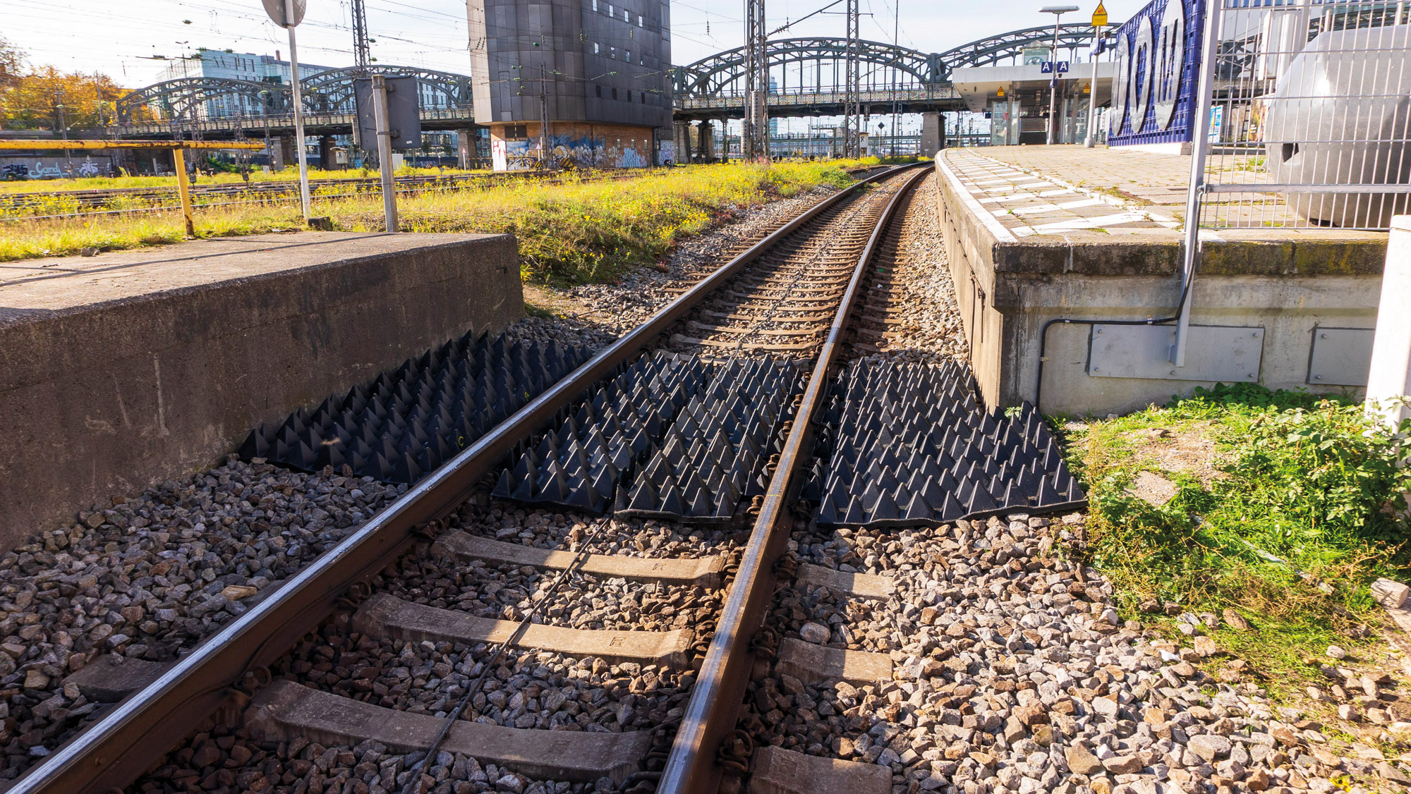 grid access deterrent track area 1