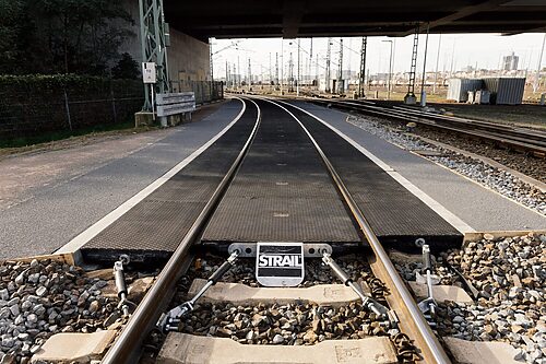 inno - Wirtschaftliches Bahnübergangssystem für mittlere Verkehrsbelastung