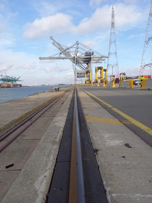 profil Kranbahnschiene - Sichere Lösungen für Werkstätten, Betriebswege und Wartungsbereiche