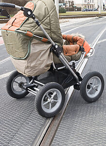 velo barrier-free level crossing - baby carriage