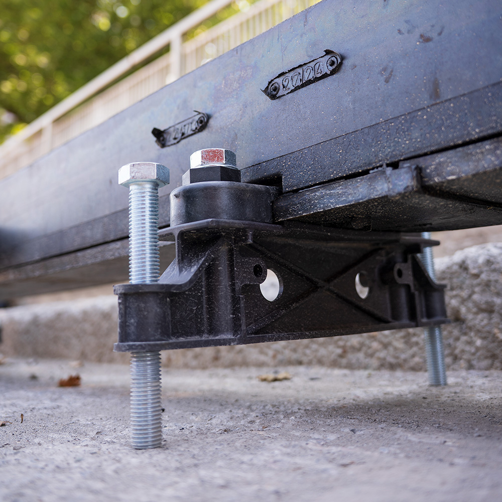 Rail frame support for faster installation of the track damping system