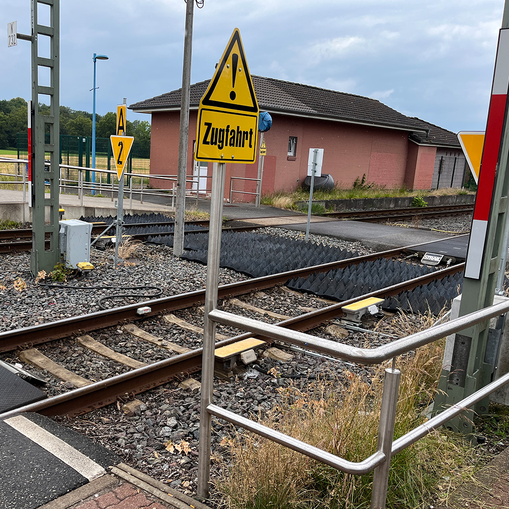 grid at Ulzburg Süd station