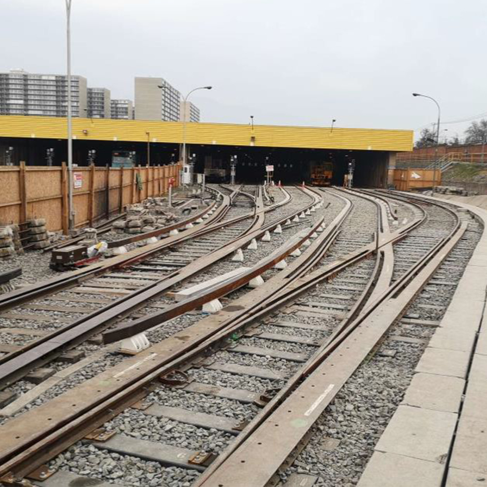 Installation de STRAILwayMETRO DE SANTIAGO du CHILI