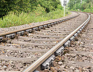 STRAILwave rail web dampers - Acoustic gap closure for high-speed lines.